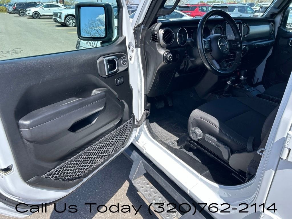 2023 Jeep Wrangler 4-Door Willys 4x4