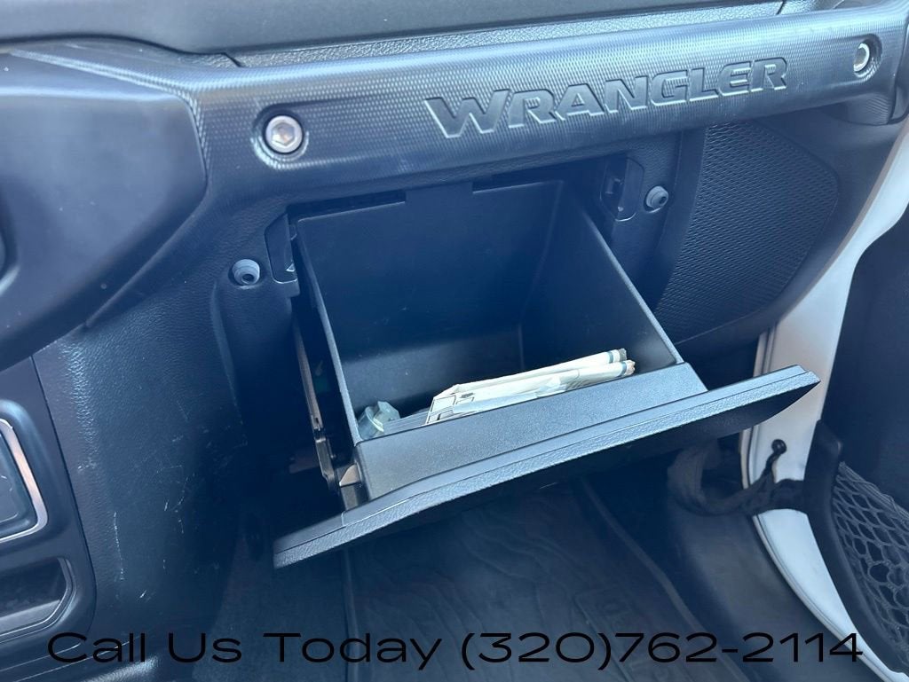 2023 Jeep Wrangler 4-Door Willys 4x4