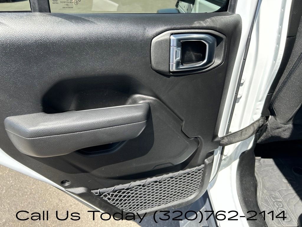 2023 Jeep Wrangler 4-Door Willys 4x4