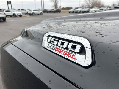 2020 RAM 1500 Big Horn Crew Cab 4x4 5'7" Box