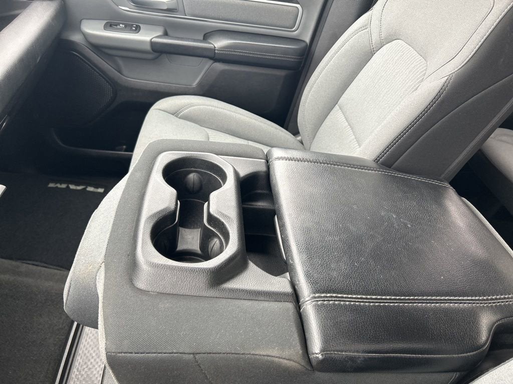 2020 RAM 1500 Big Horn Crew Cab 4x4 5'7" Box