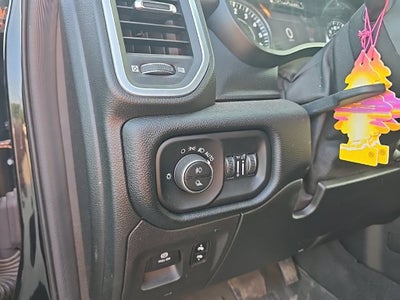 2019 RAM 1500 Big Horn/Lone Star Crew Cab 4x4 5'7" Box