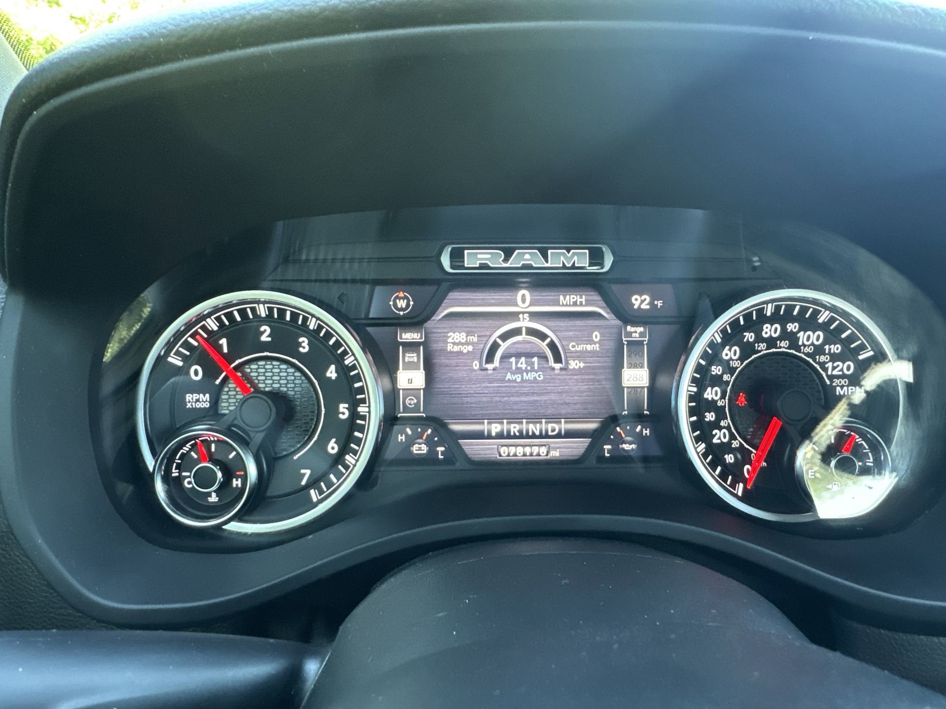 2022 RAM 1500 Big Horn Crew Cab 4x4 6'4" Box