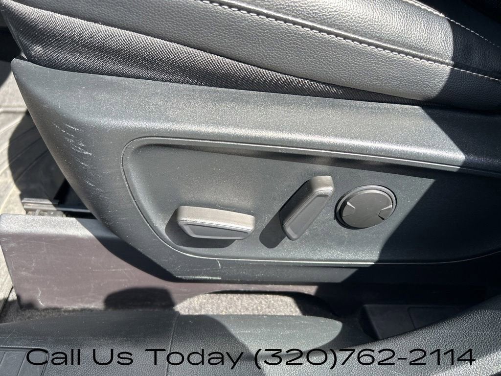 2021 Ford Escape Titanium Hybrid