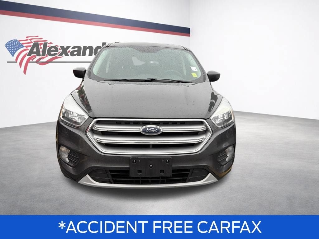 Used 2017 Ford Escape SE with VIN 1FMCU9GD6HUC23092 for sale in Alexandria, Minnesota