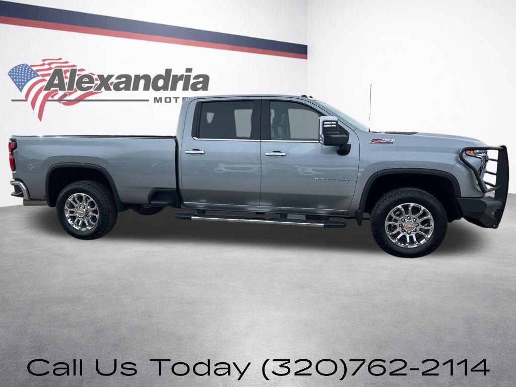 2025 Chevrolet Silverado 3500 HD LTZ