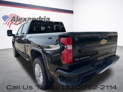2022 Chevrolet Silverado 3500 HD High Country