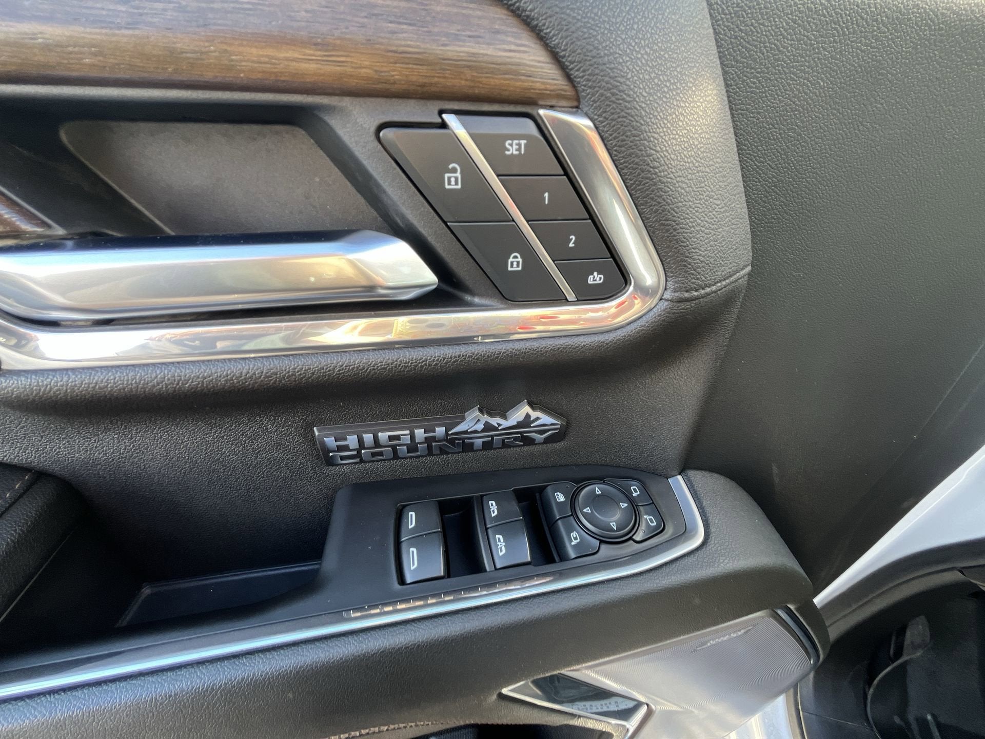 2023 Chevrolet Silverado 1500 High Country