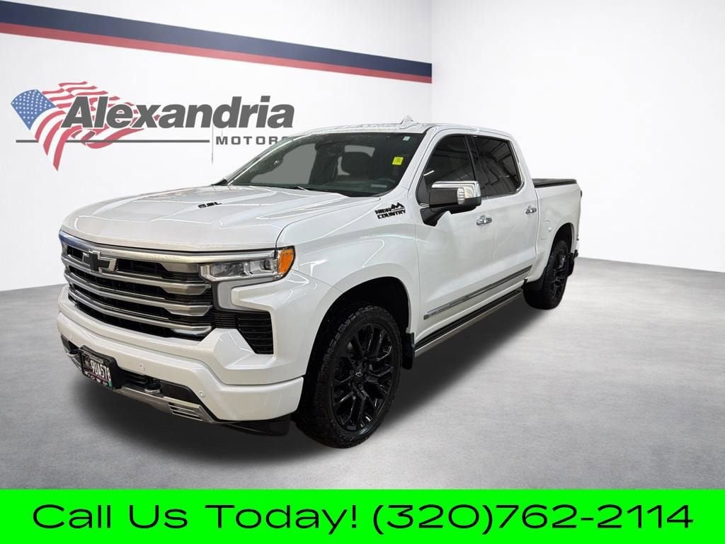 2023 Chevrolet Silverado 1500 High Country 4X4 Crew Cab Short Box's photo