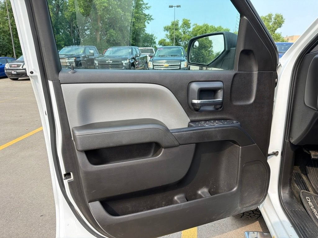 2016 Chevrolet Silverado 1500 Custom