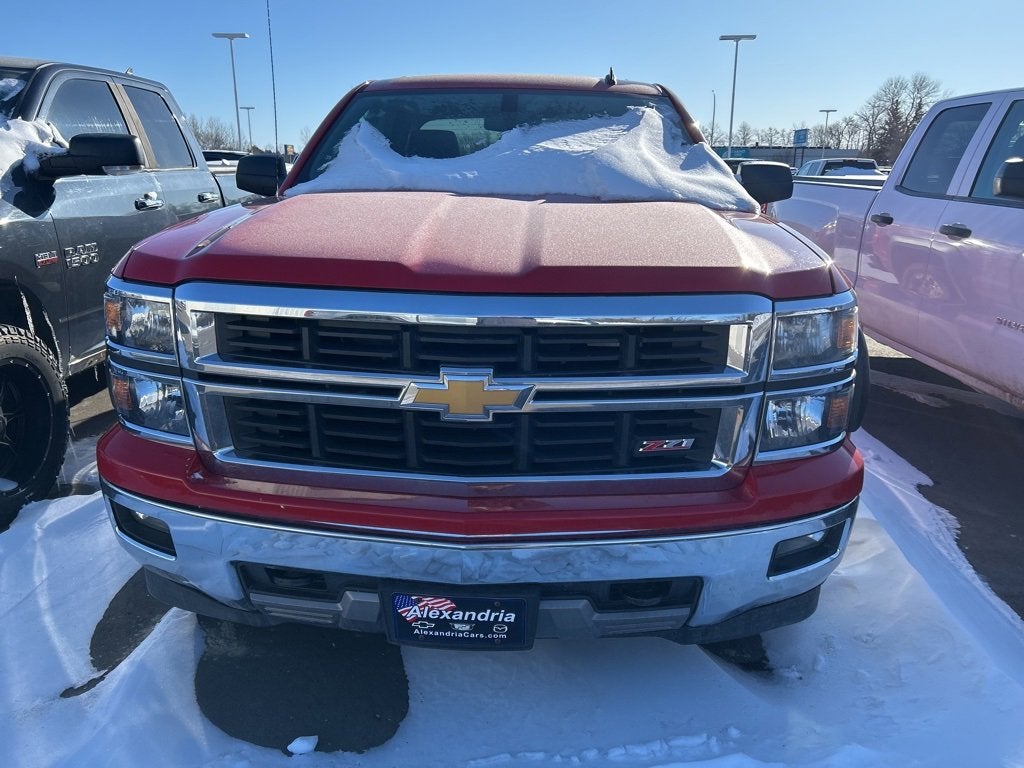 Used 2014 Chevrolet Silverado 1500 LT with VIN 1GCVKREC9EZ141238 for sale in Alexandria, Minnesota