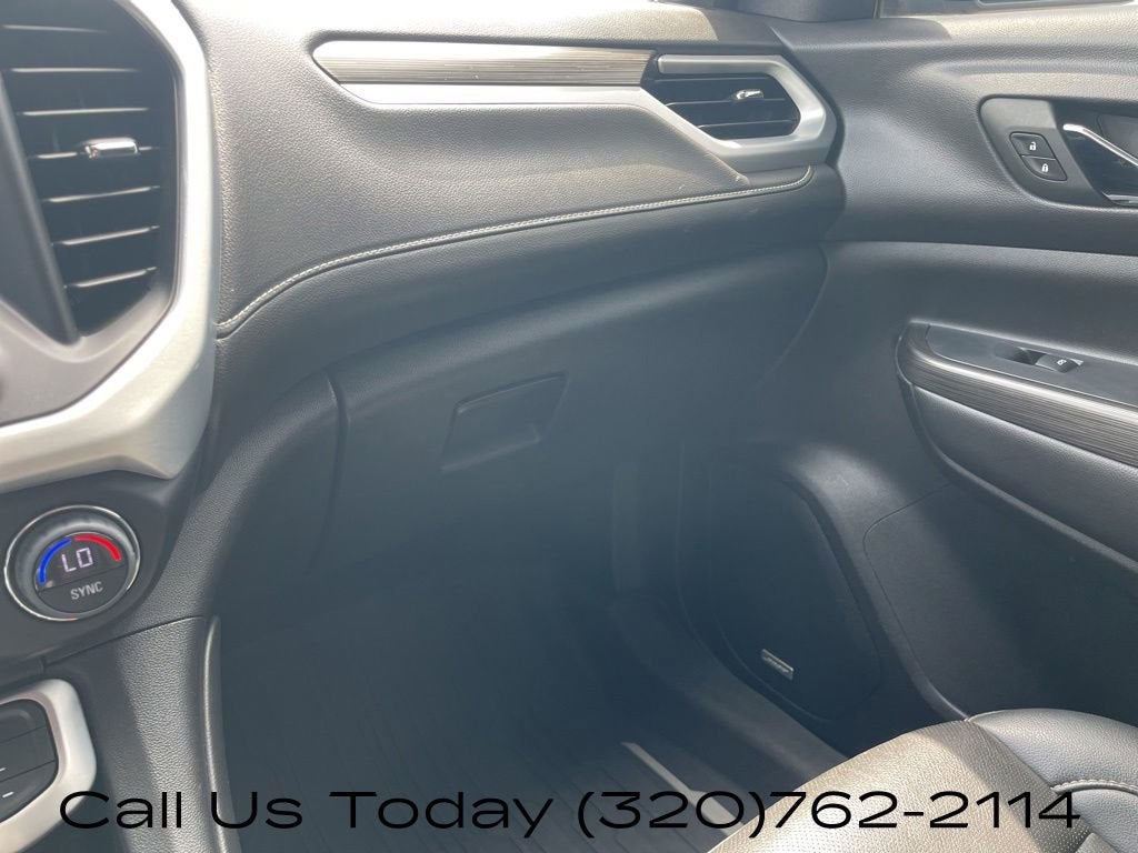 2022 GMC Acadia SLT