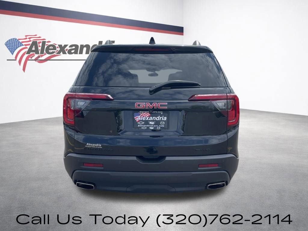 2022 GMC Acadia SLT
