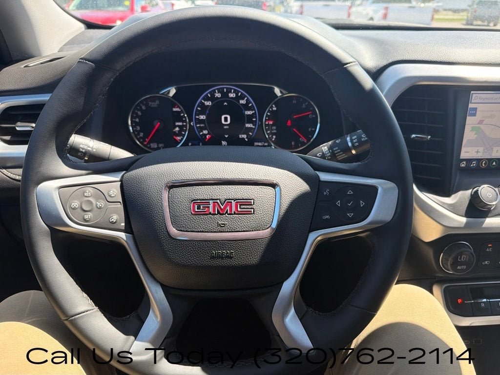 2023 GMC Acadia SLT