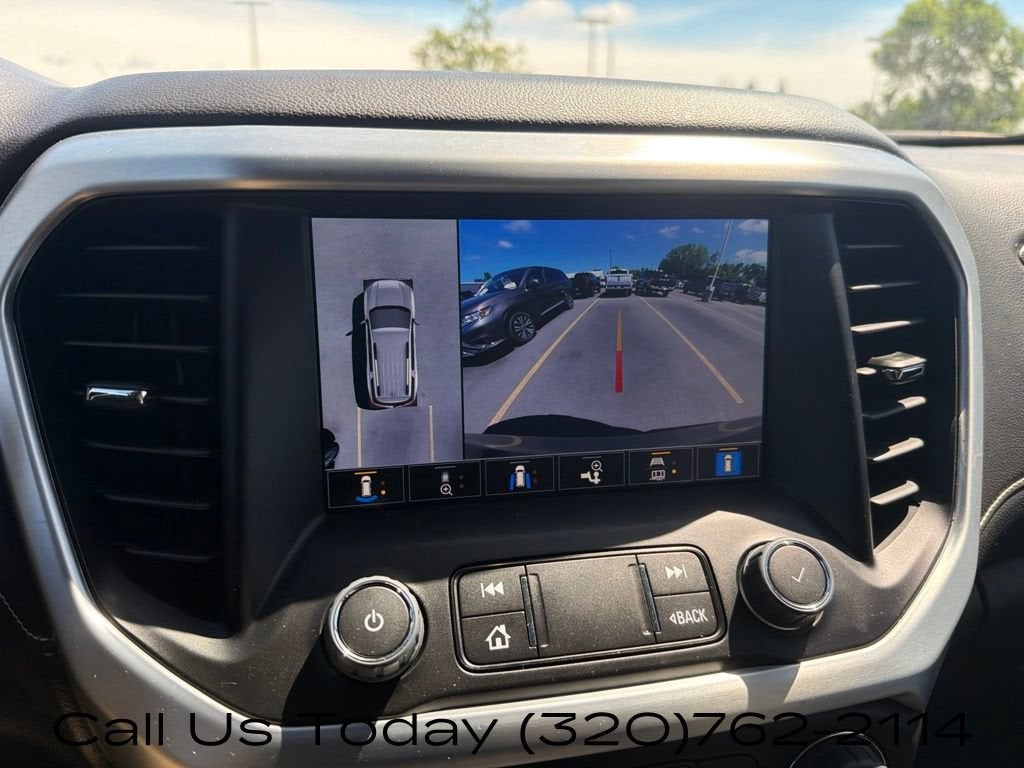 2023 GMC Acadia SLT