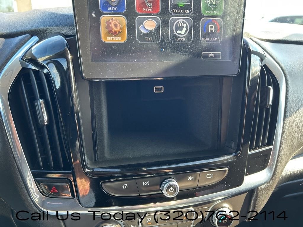 2018 Chevrolet Traverse LT Cloth