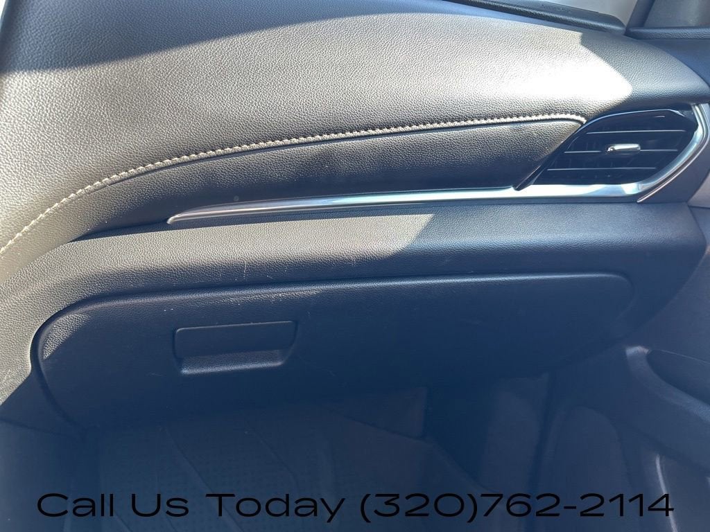 2018 Chevrolet Traverse LT Cloth