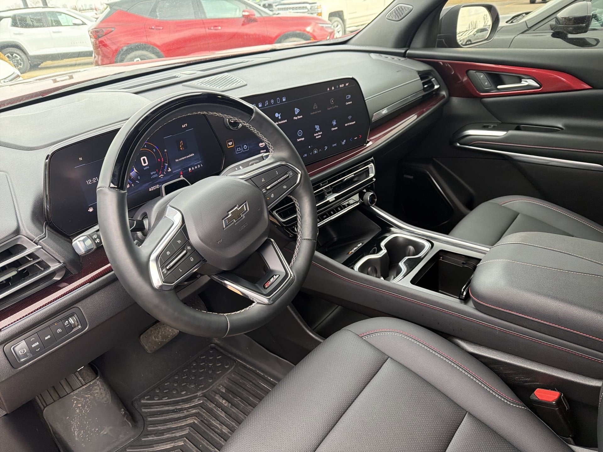 Used 2024 Chevrolet Traverse Z71 with VIN 1GNEVJKS5RJ228683 for sale in Alexandria, Minnesota