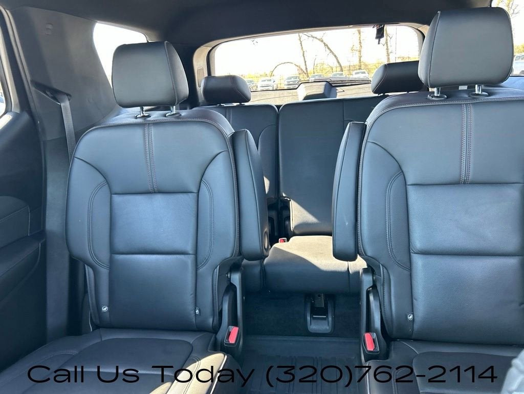 2022 Chevrolet Traverse RS