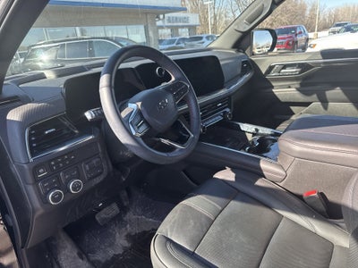 2025 Chevrolet Suburban RST