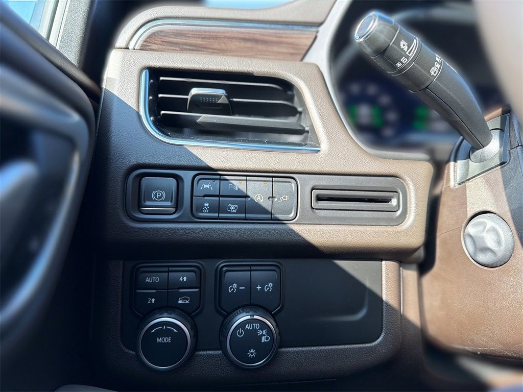 2022 Chevrolet Suburban LT