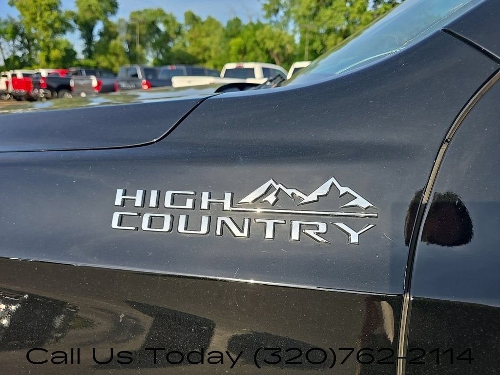 2024 Chevrolet Suburban High Country
