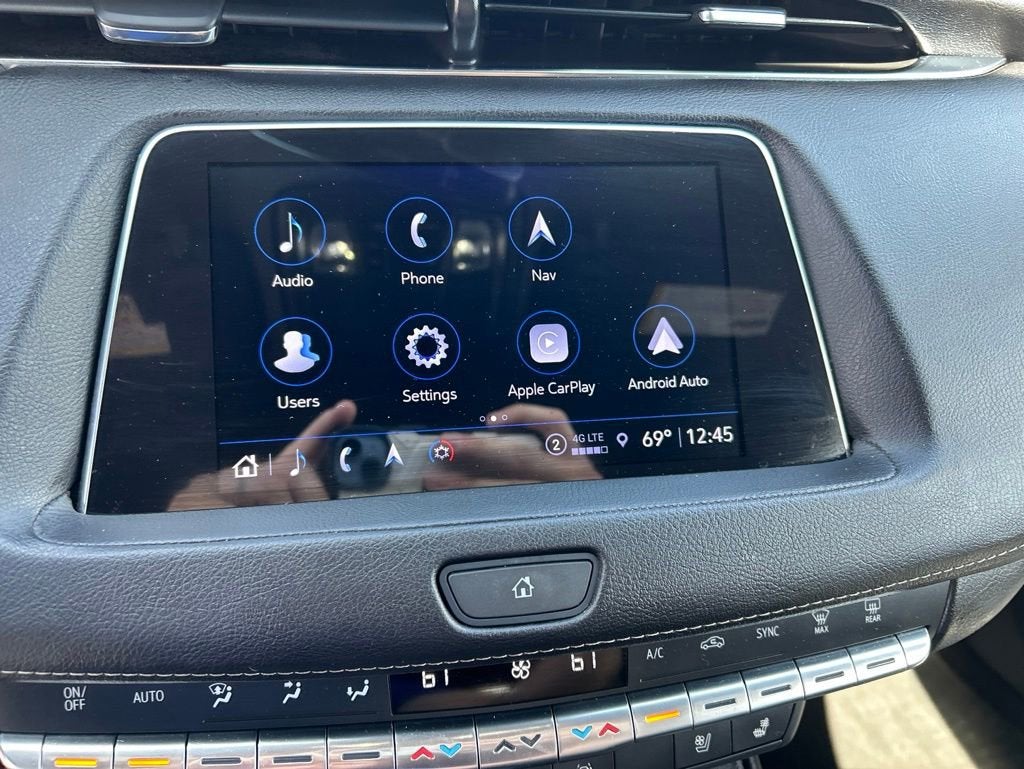 2023 Cadillac XT4 Premium Luxury