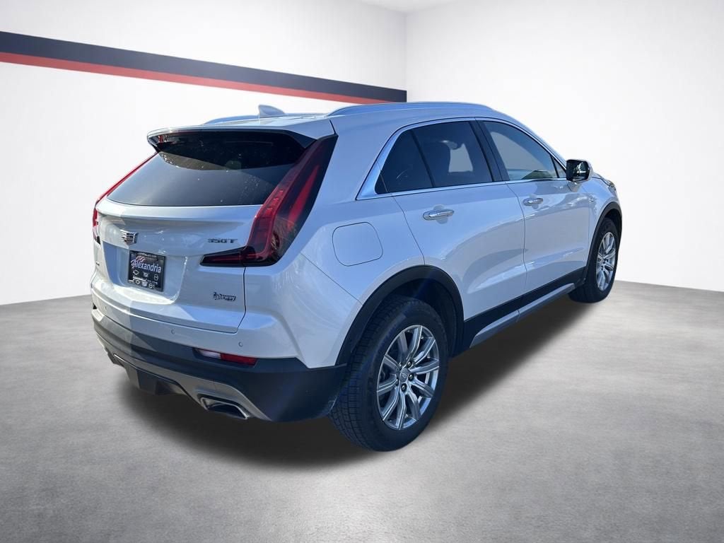 2023 Cadillac XT4 Premium Luxury