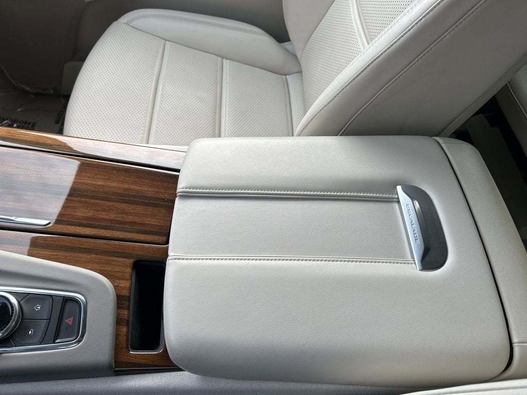 2024 Cadillac Escalade Premium Luxury Platinum