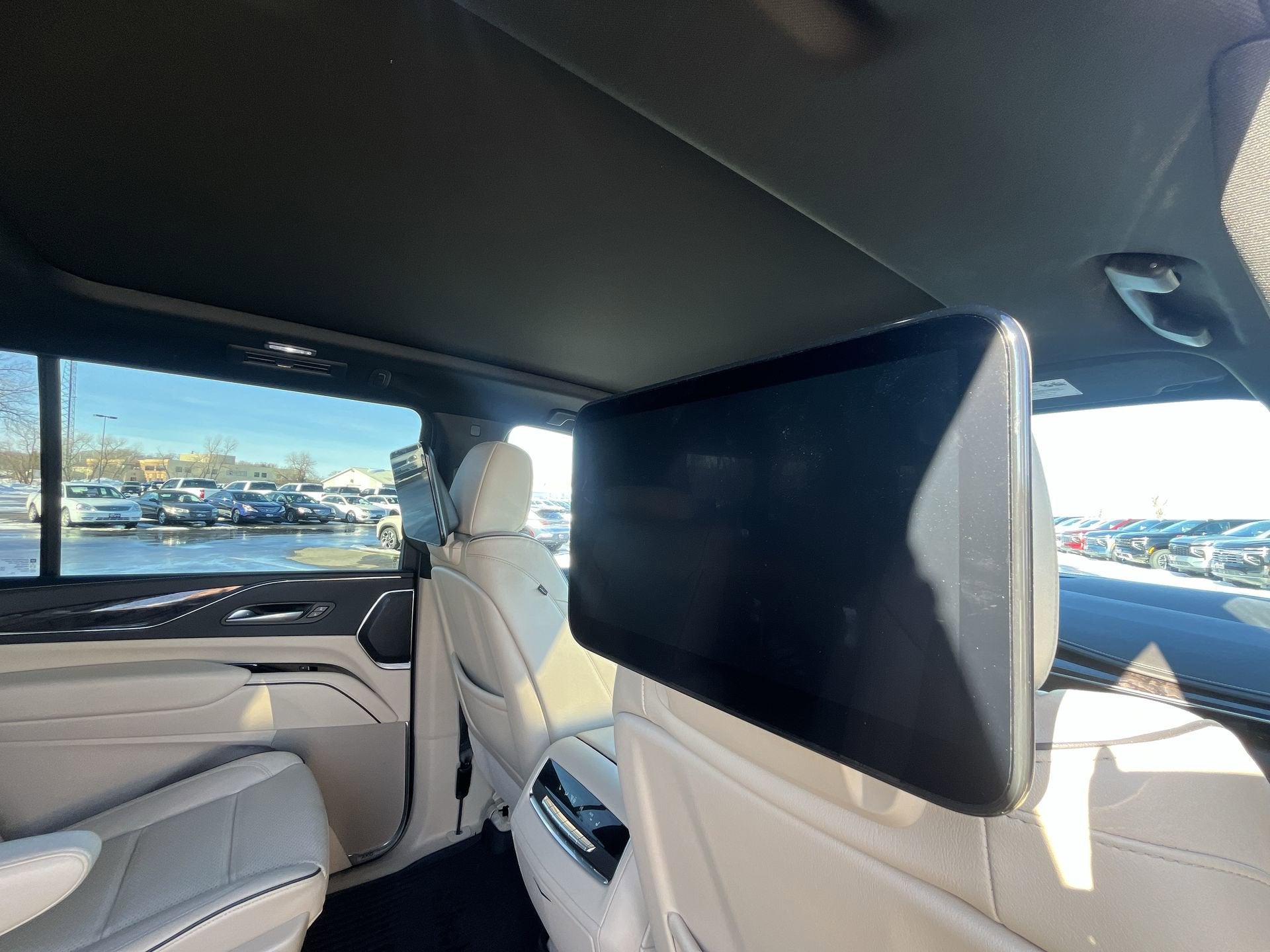 2023 Cadillac Escalade ESV Premium Luxury