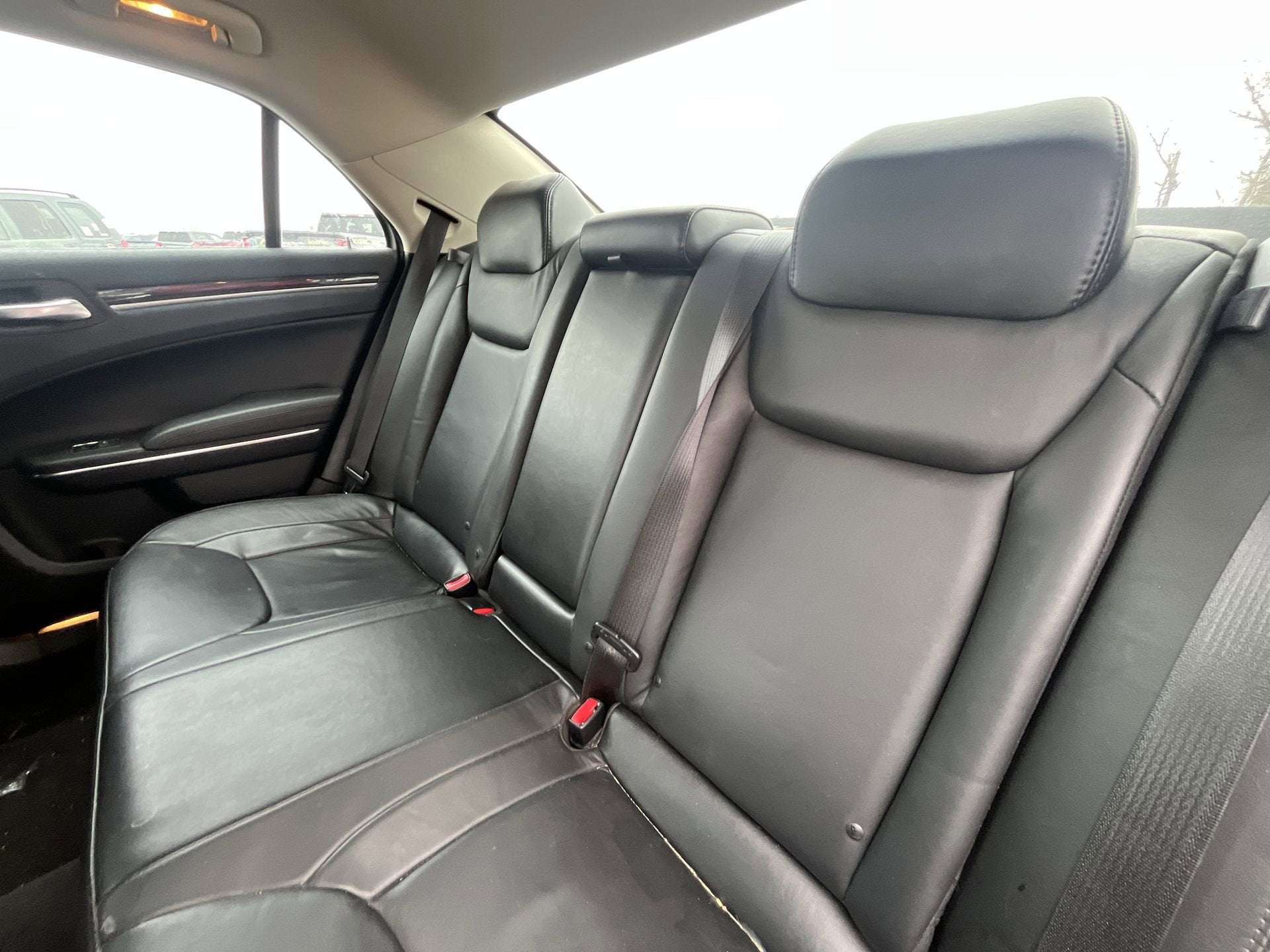 2016 Chrysler 300 Limited