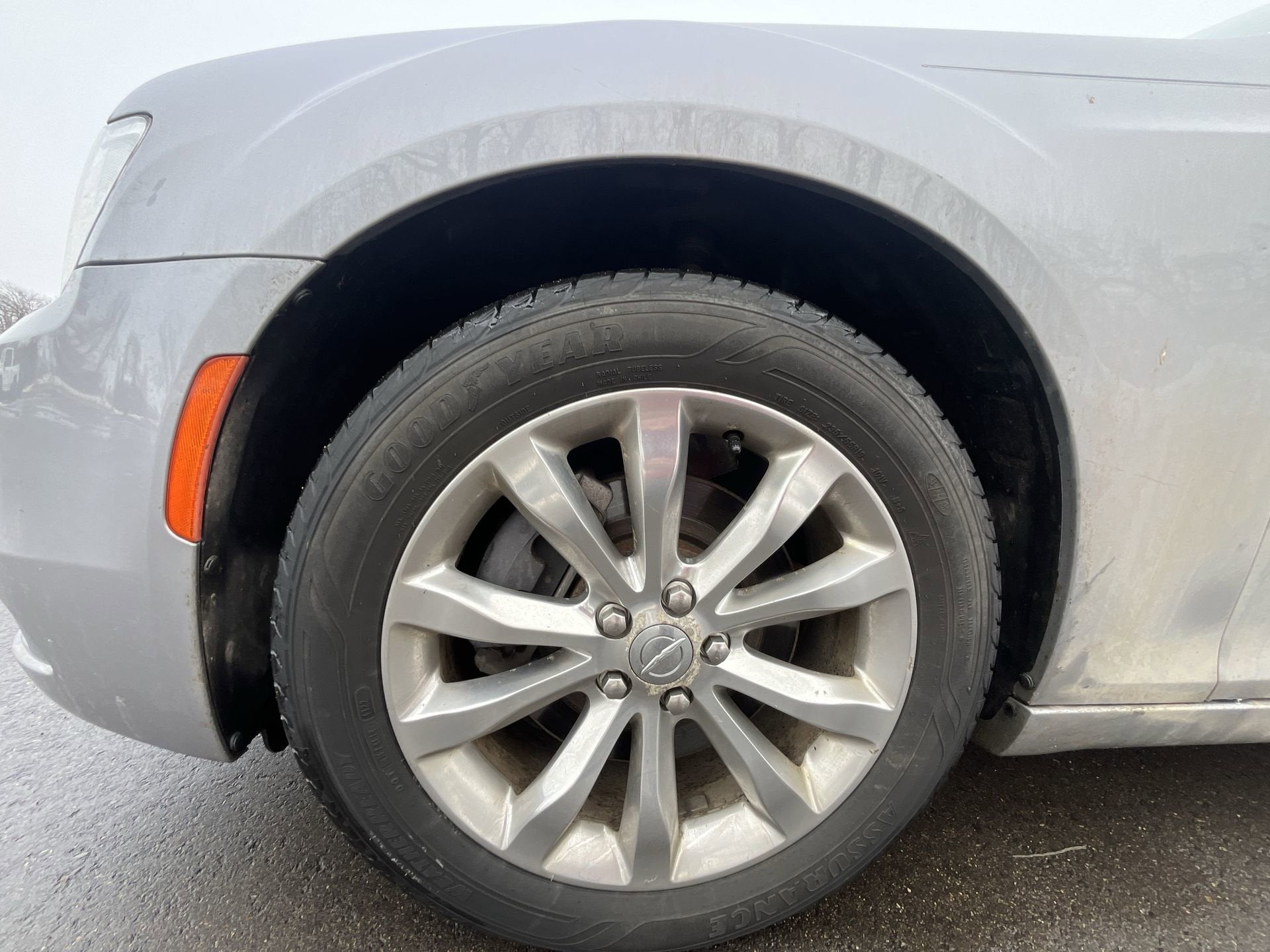 2016 Chrysler 300 Limited