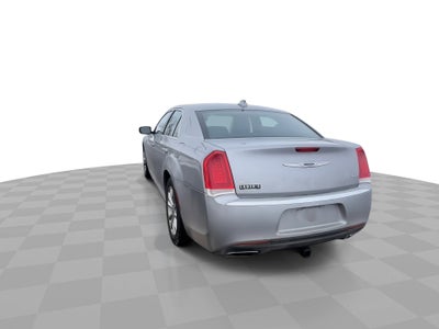 2016 Chrysler 300 Limited