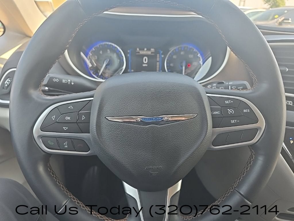 2017 Chrysler Pacifica Touring-L