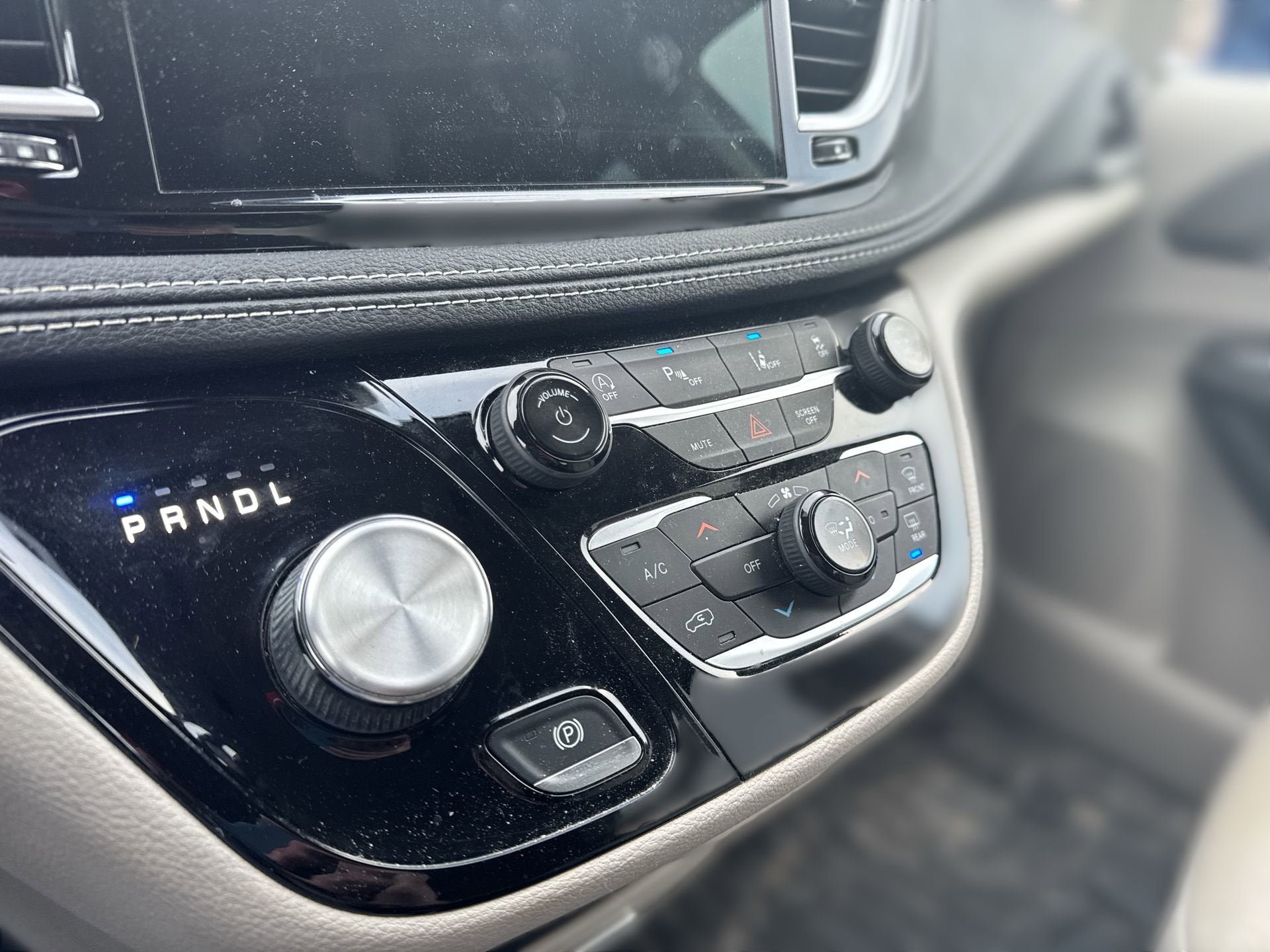 2021 Chrysler Pacifica Touring L