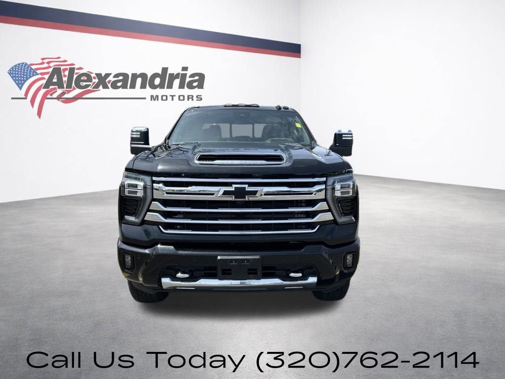 Used 2025 Chevrolet Silverado 3500HD High Country with VIN 2GC4KVEY0S1166758 for sale in Alexandria, Minnesota
