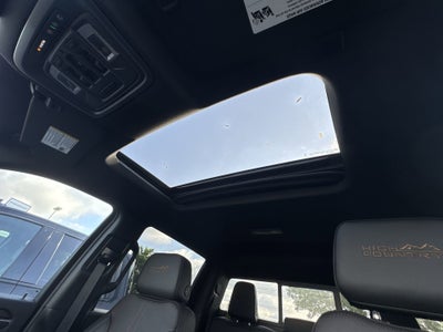 2025 Chevrolet Silverado 3500 HD High Country