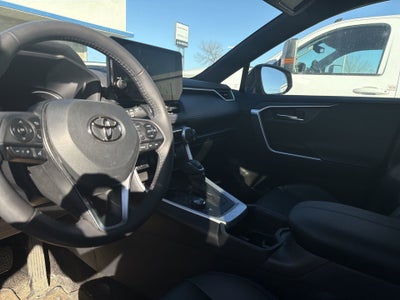 2024 Toyota RAV4 Hybrid XSE