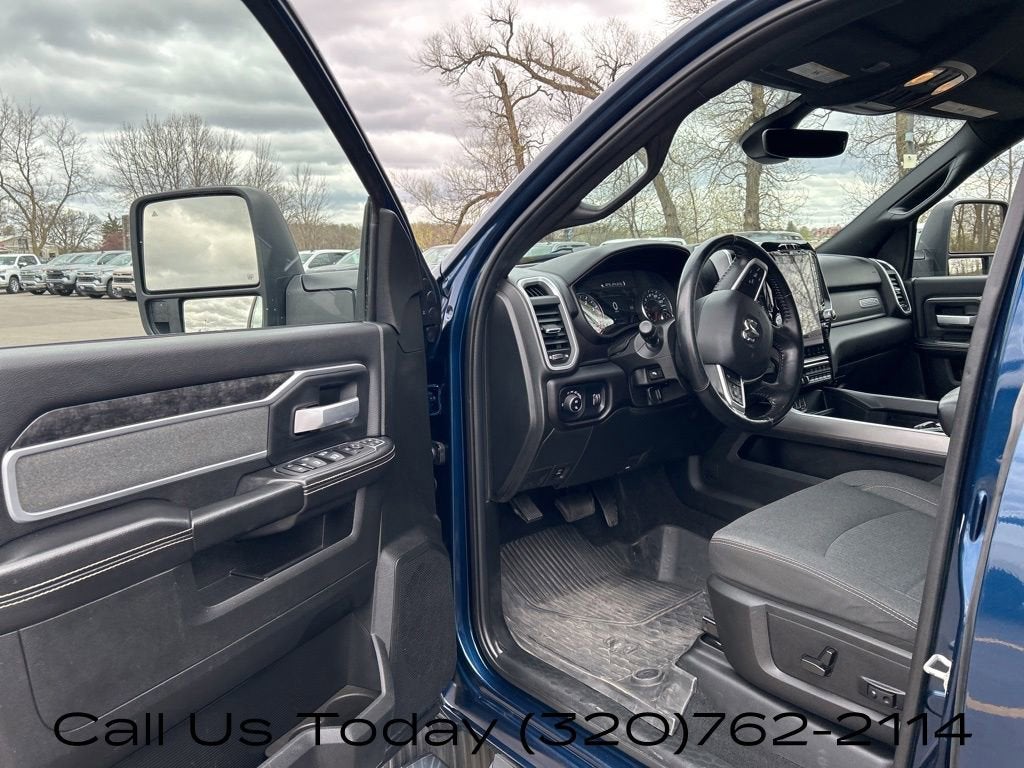 2023 RAM 3500 Big Horn Crew Cab 4x4 8' Box