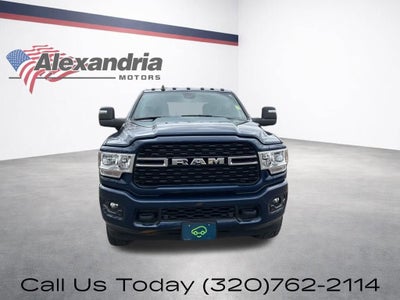 2023 RAM 3500 Big Horn Crew Cab 4x4 8' Box