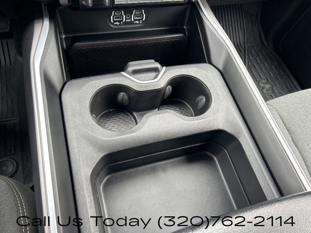 2023 RAM 3500 Big Horn Crew Cab 4x4 8' Box
