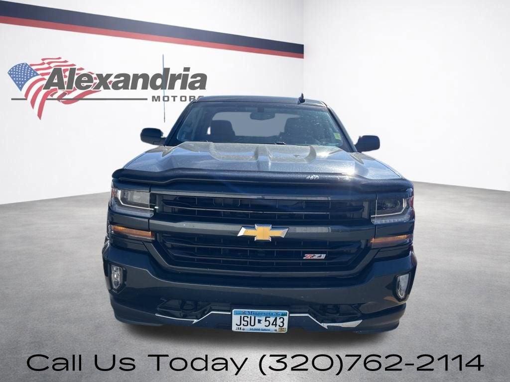 Used 2017 Chevrolet Silverado 1500 LT with VIN 3GCUKREC0HG298527 for sale in Alexandria, Minnesota