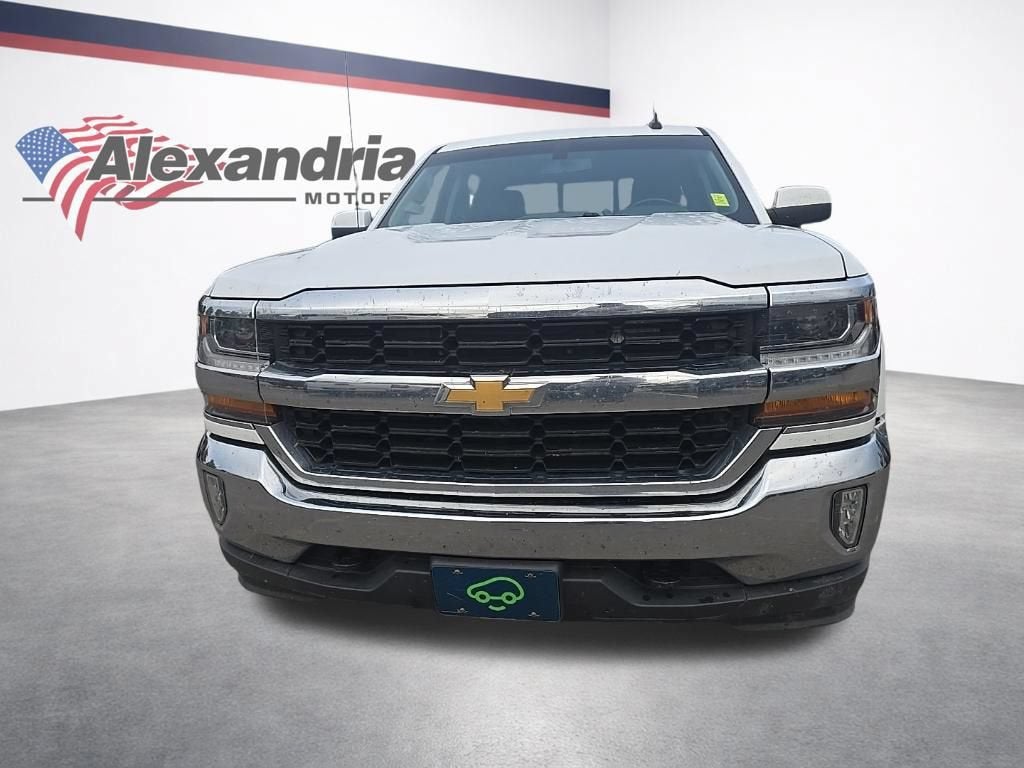 Used 2018 Chevrolet Silverado 1500 LT with VIN 3GCUKREC5JG585254 for sale in Alexandria, Minnesota