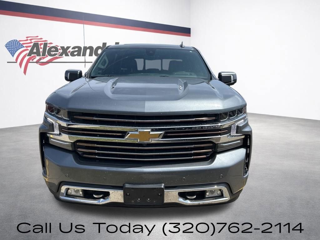 Used 2021 Chevrolet Silverado 1500 High Country with VIN 3GCUYHEL9MG102930 for sale in Alexandria, Minnesota