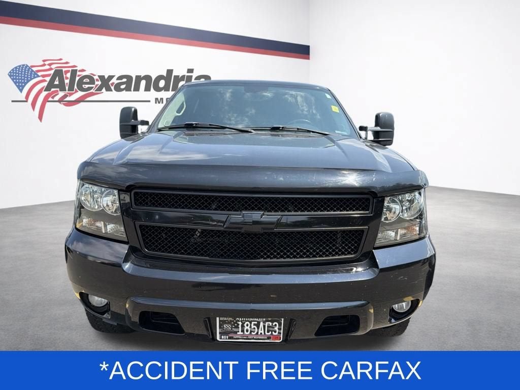 Used 2007 Chevrolet Suburban LT with VIN 3GNGK26K07G300793 for sale in Alexandria, Minnesota