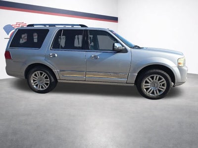 2014 Lincoln Navigator Base