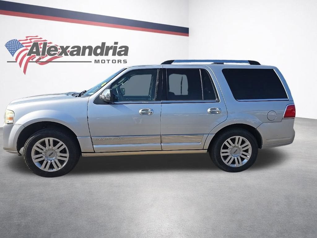 2014 Lincoln Navigator Base