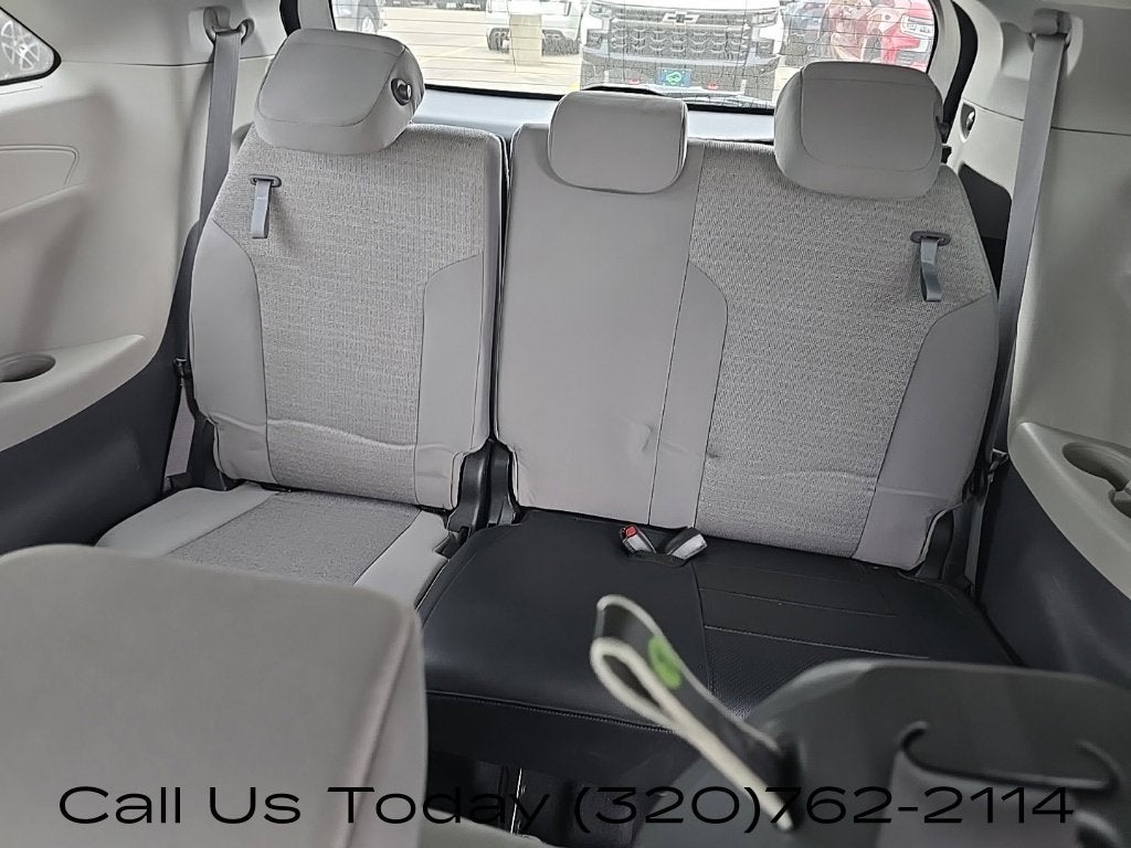 2022 Toyota Sienna LE - Photo 22