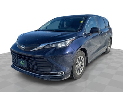 2022 Toyota Sienna XLE