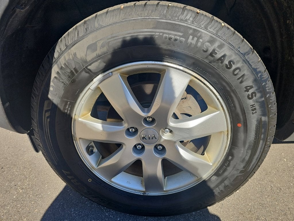 2013 Kia Sorento LX